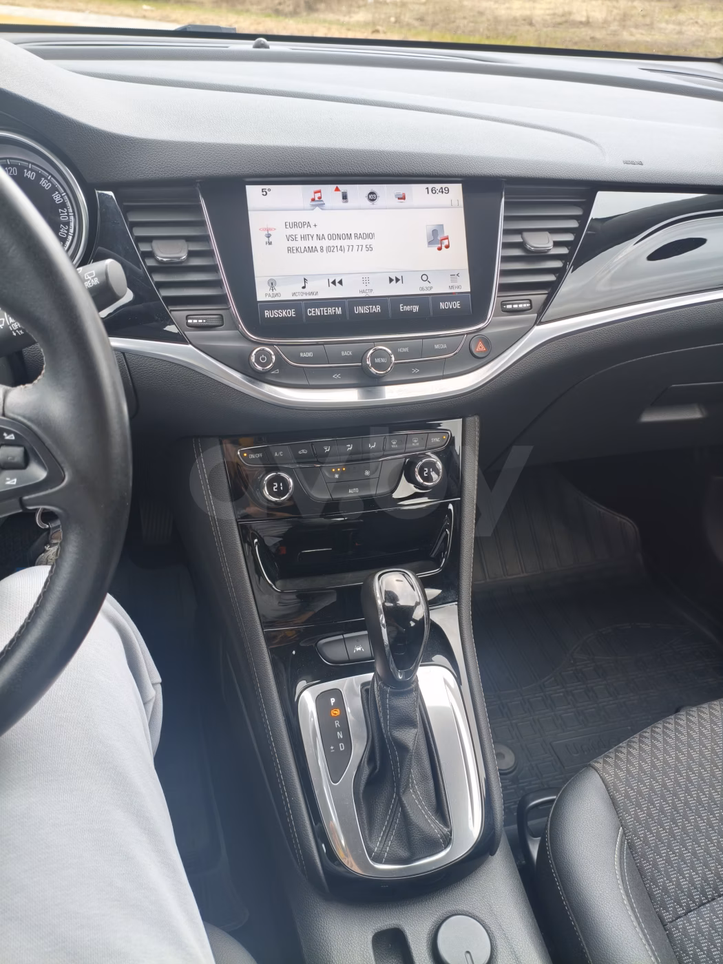 Opel Astra фото 9