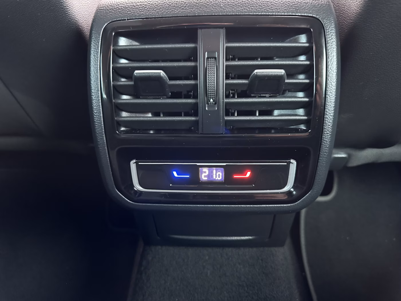 Volkswagen Passat фото 13