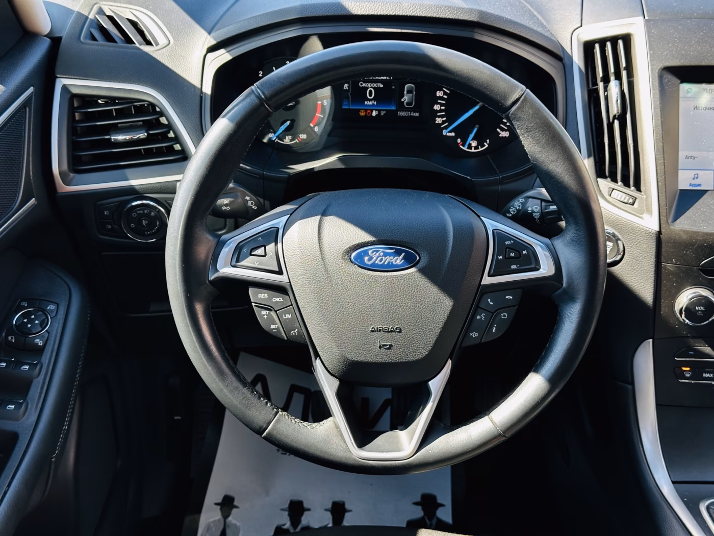 Ford S-MAX фото 17