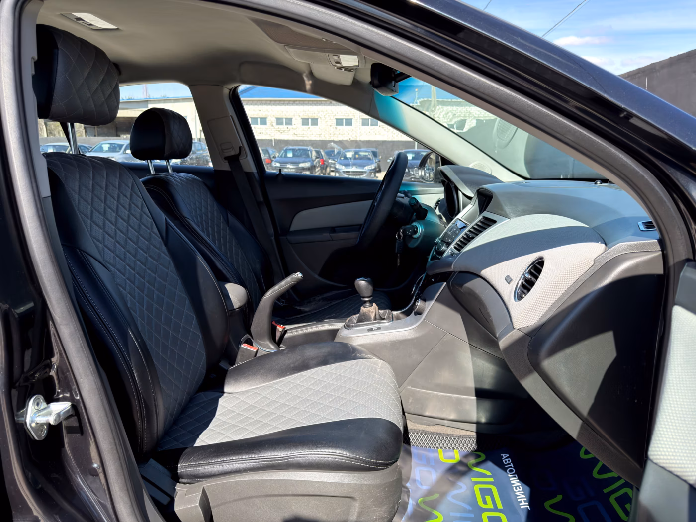 Chevrolet Cruze фото 15