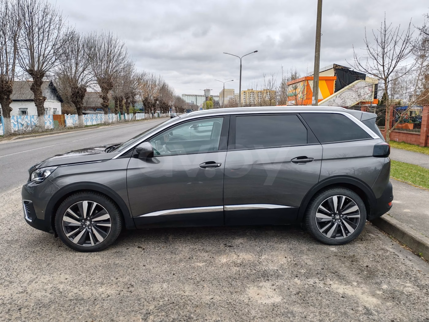 Peugeot 5008 фото 8
