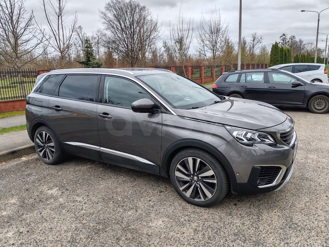 Peugeot 5008 фото 4