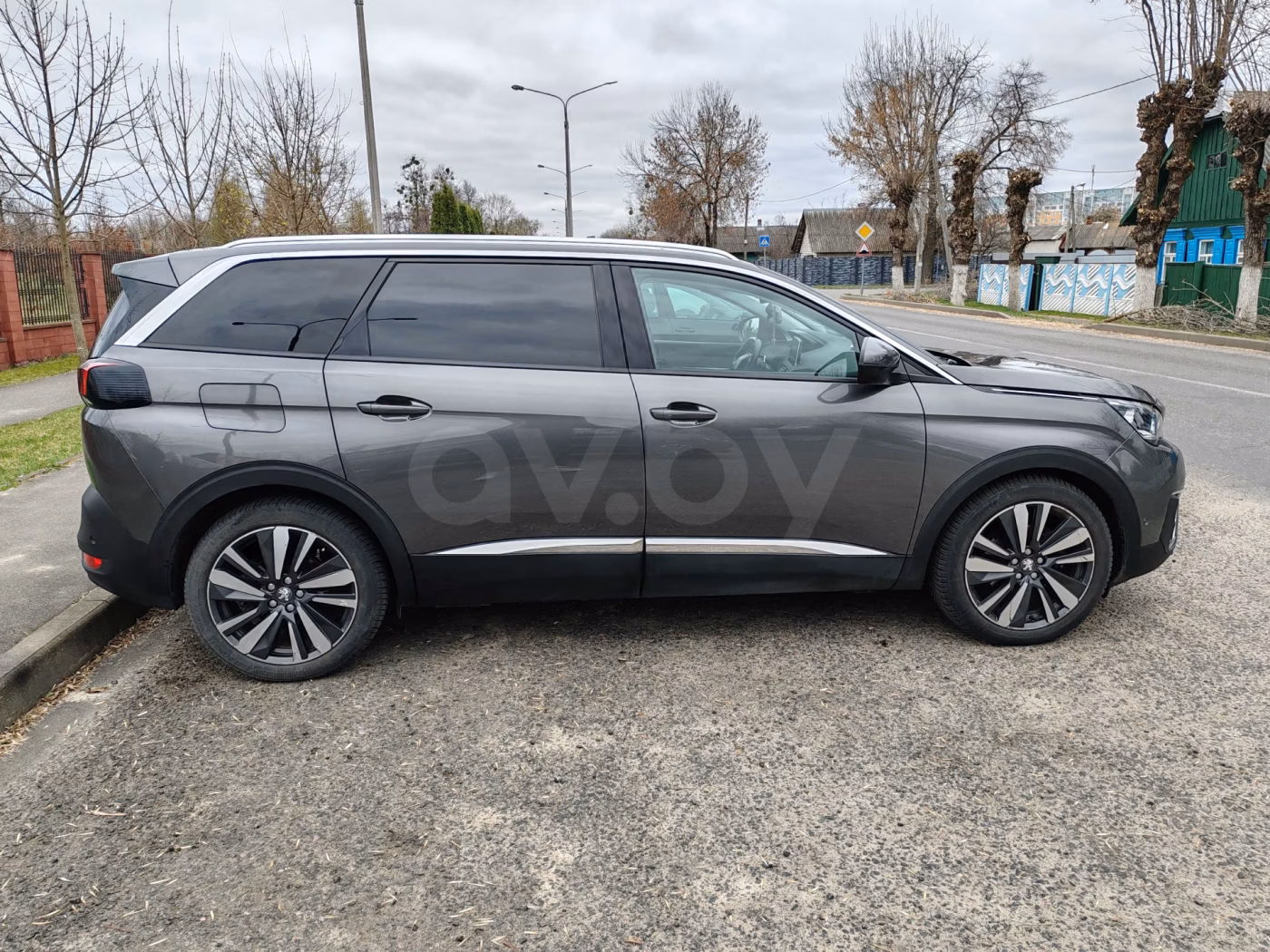 Peugeot 5008 фото 5