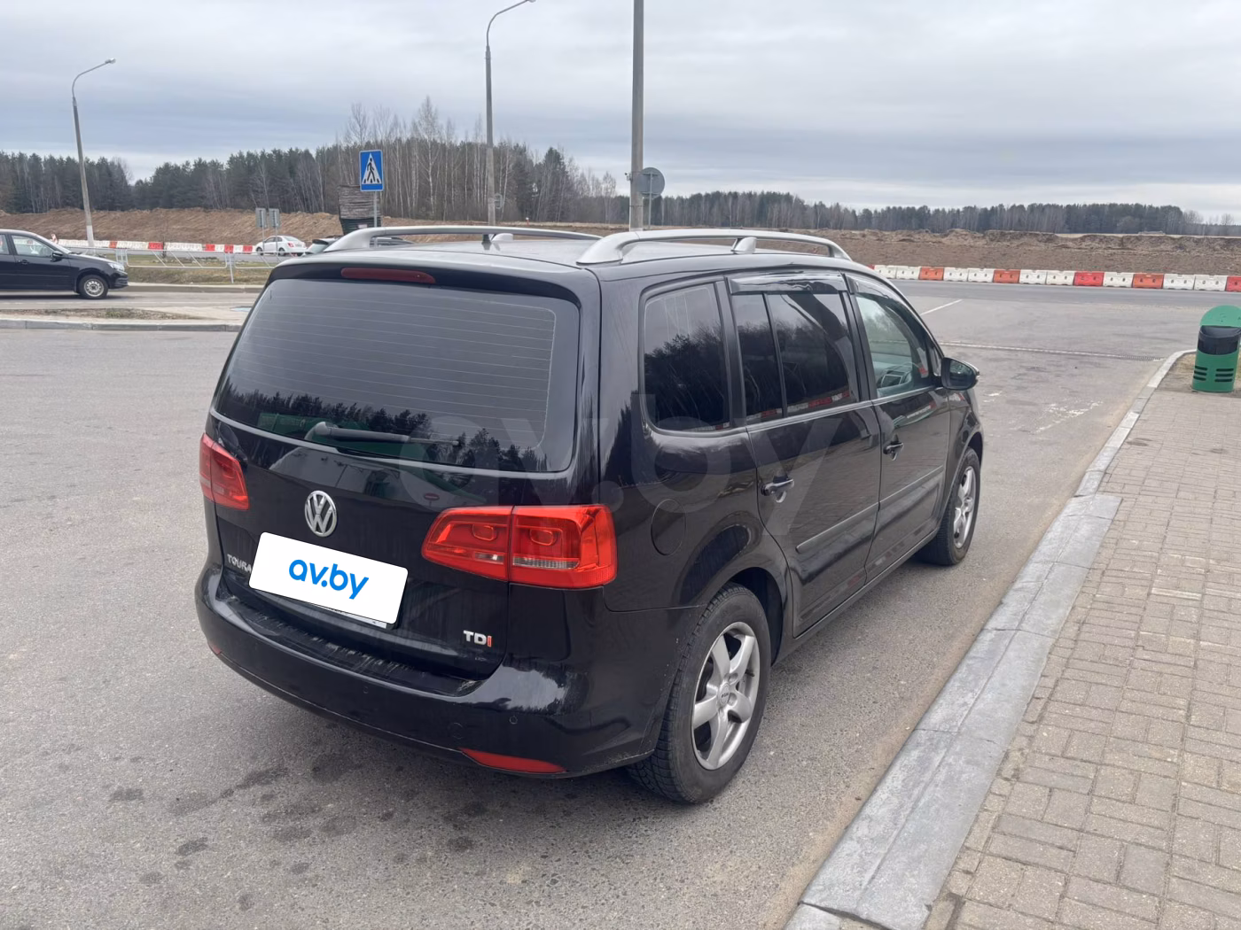 Volkswagen Touran фото 4