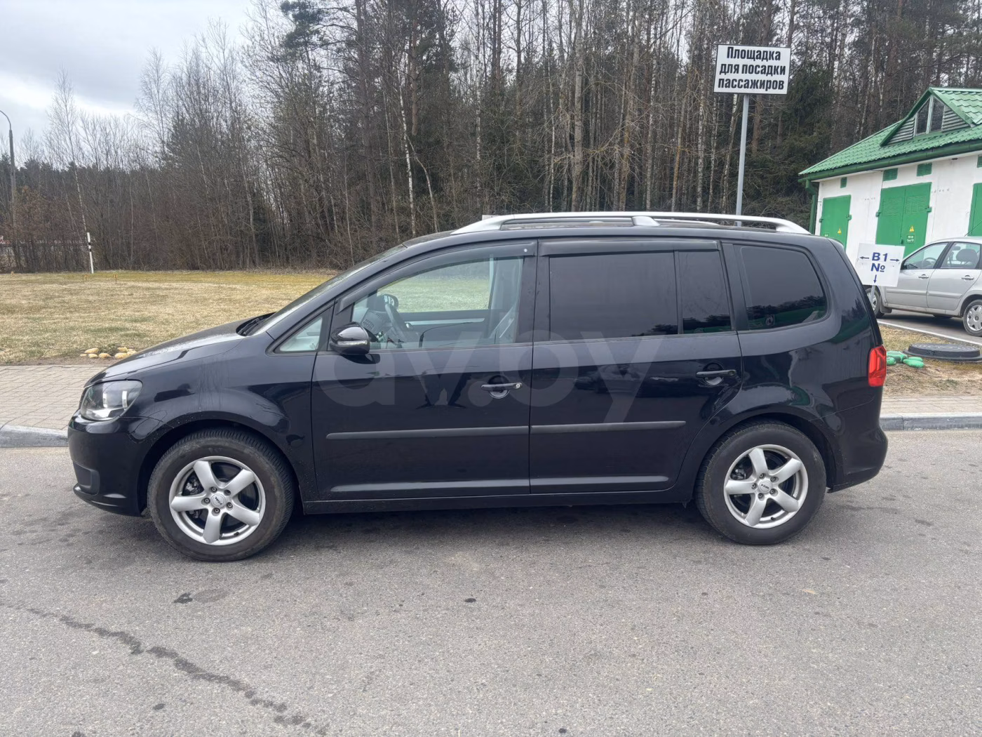 Volkswagen Touran фото 8