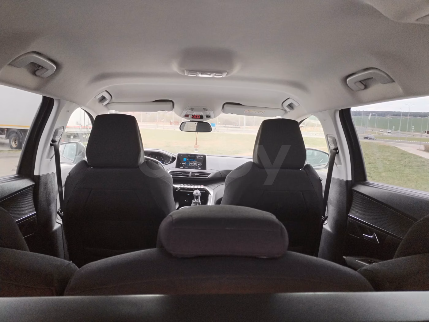 Peugeot 5008 фото 14
