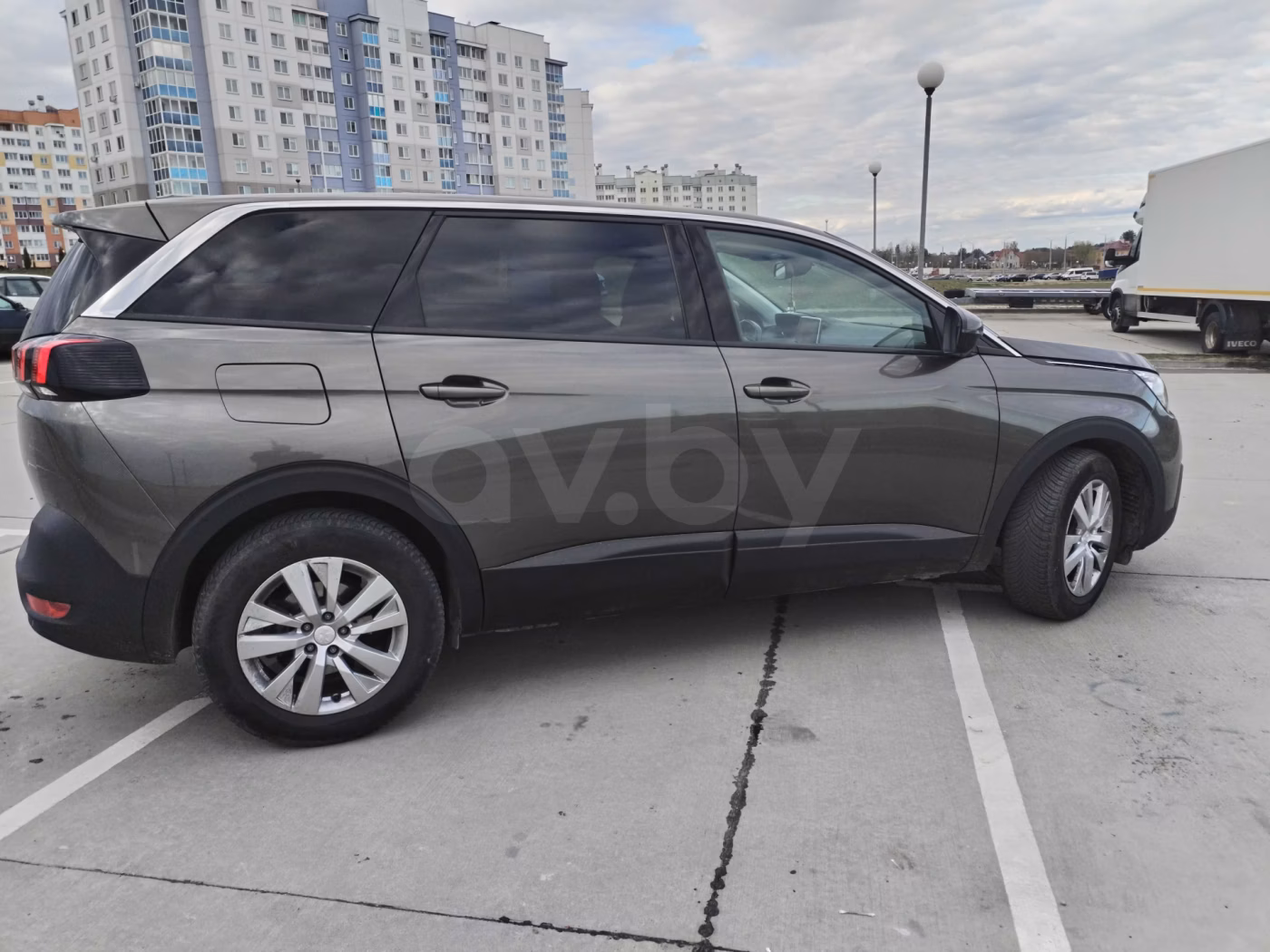 Peugeot 5008 фото 9