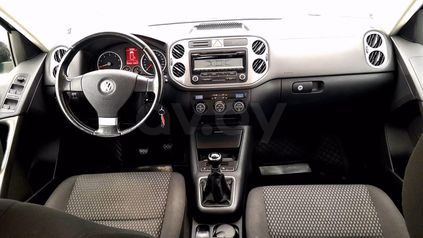 Volkswagen Tiguan фото 13