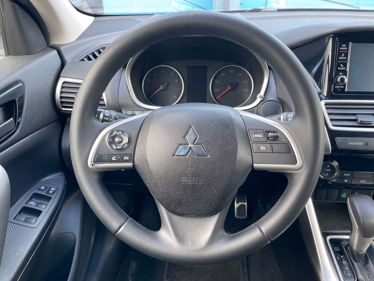 Mitsubishi Eclipse Cross фото 21