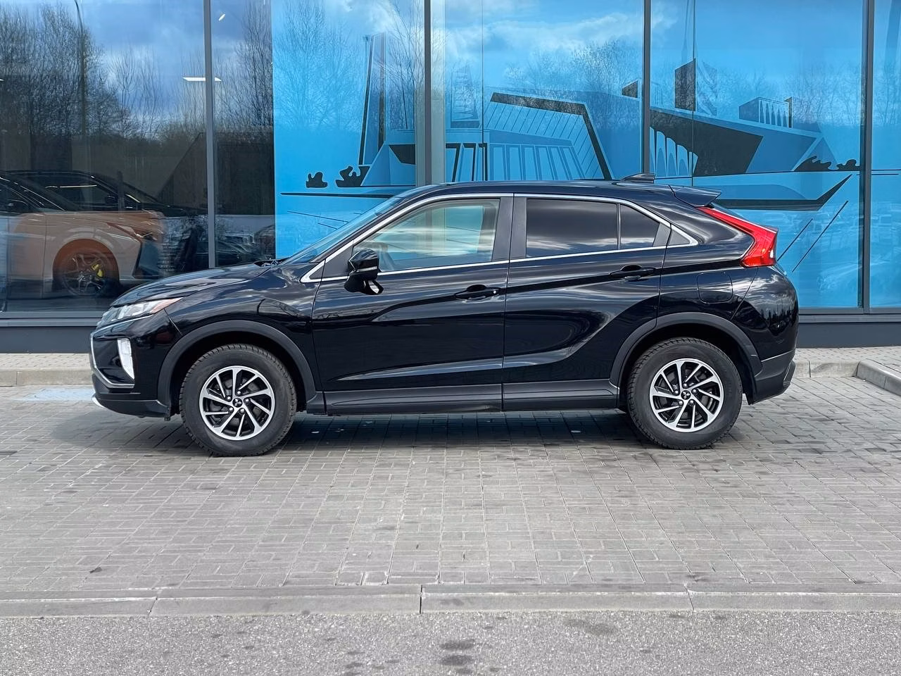 Mitsubishi Eclipse Cross фото 8