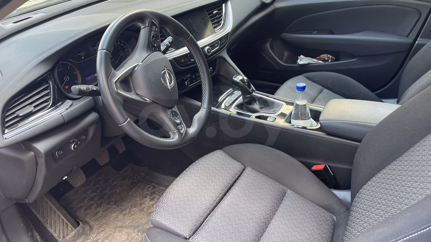 Opel Insignia фото 4