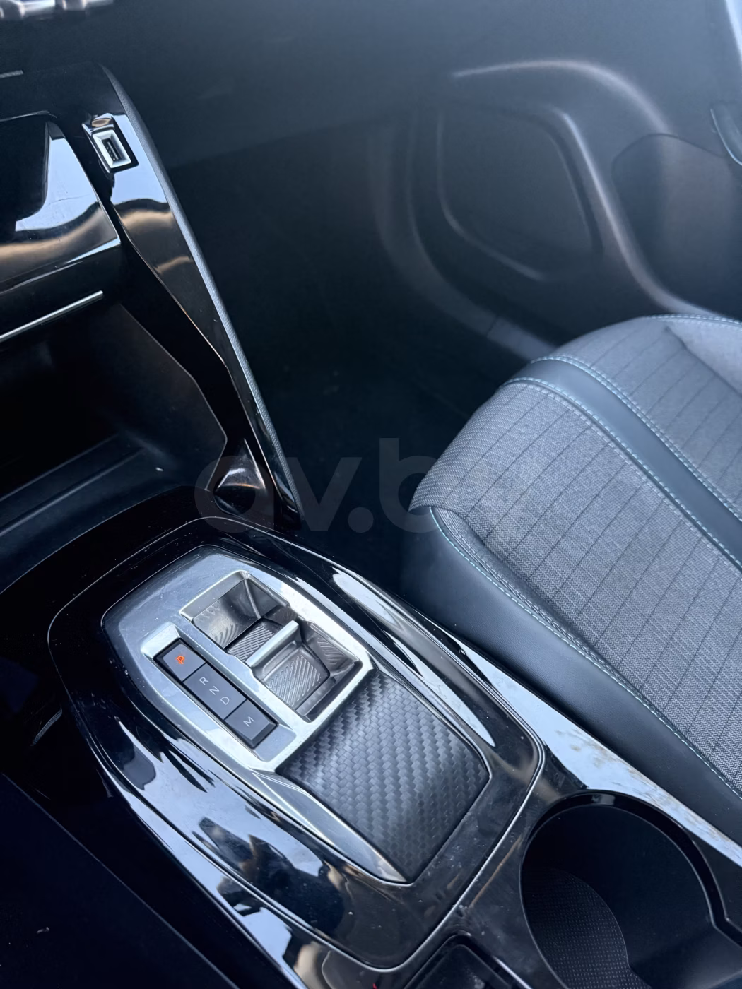 Peugeot 2008 фото 19