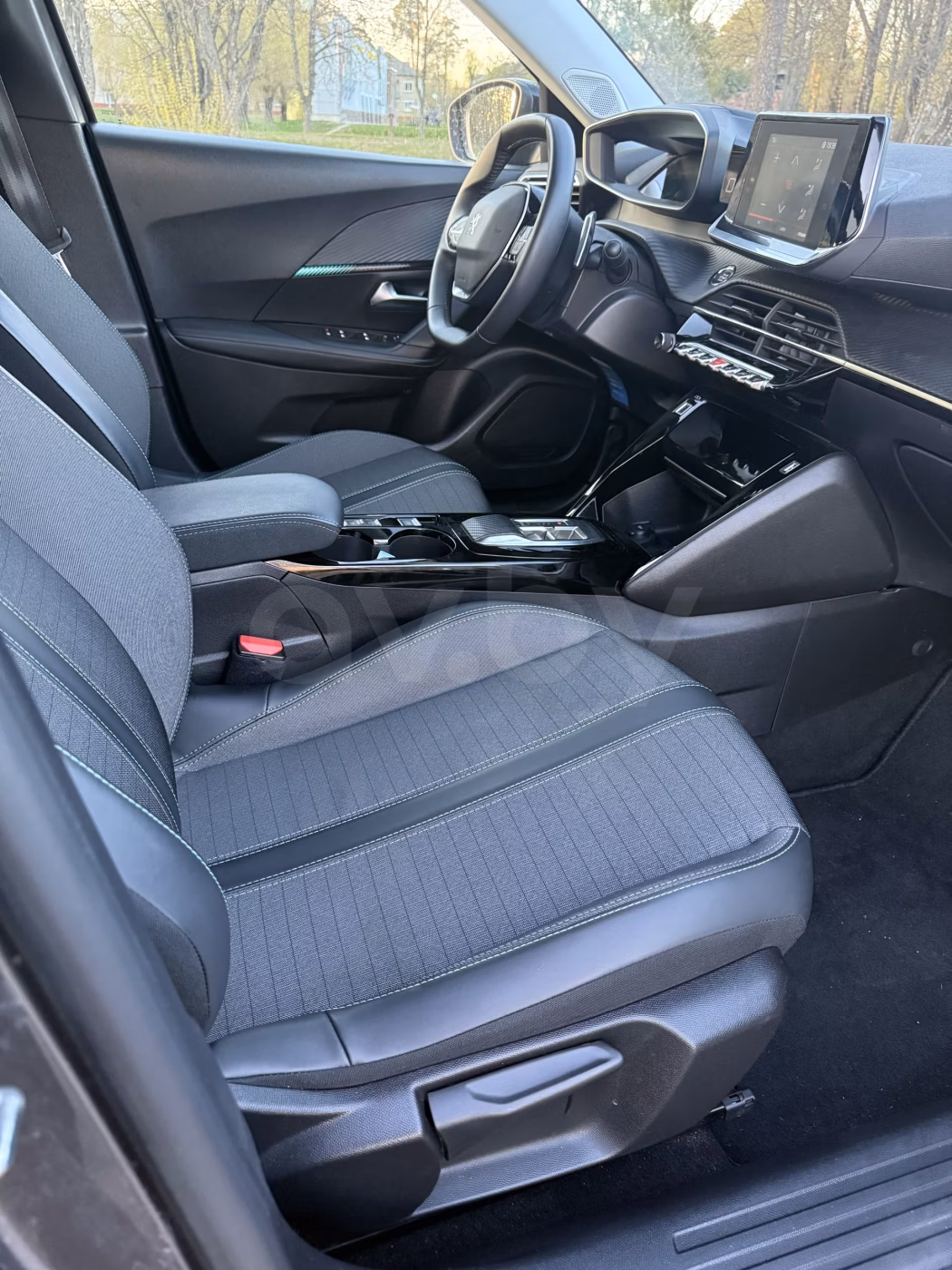 Peugeot 2008 фото 22