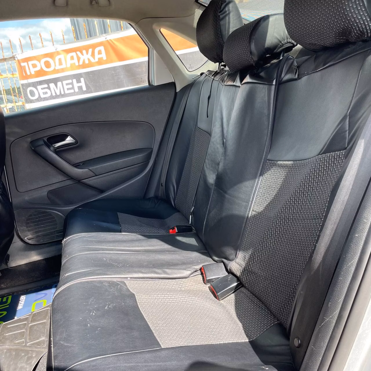 Volkswagen Polo Sedan фото 14