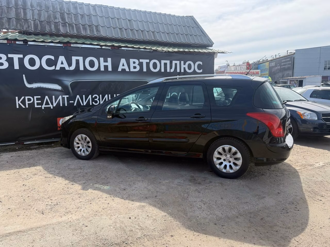 Peugeot 308 фото 13