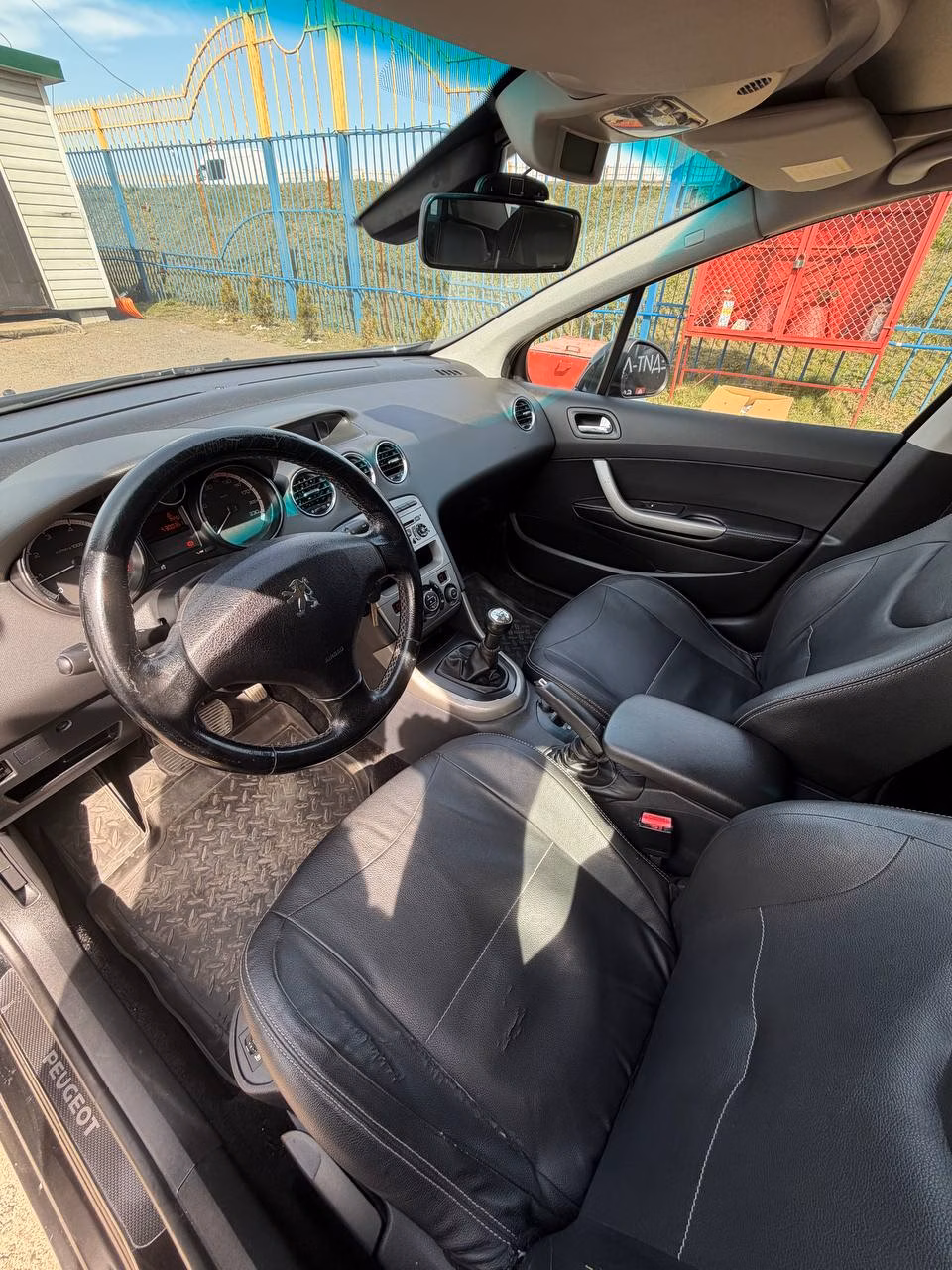 Peugeot 308 фото 19