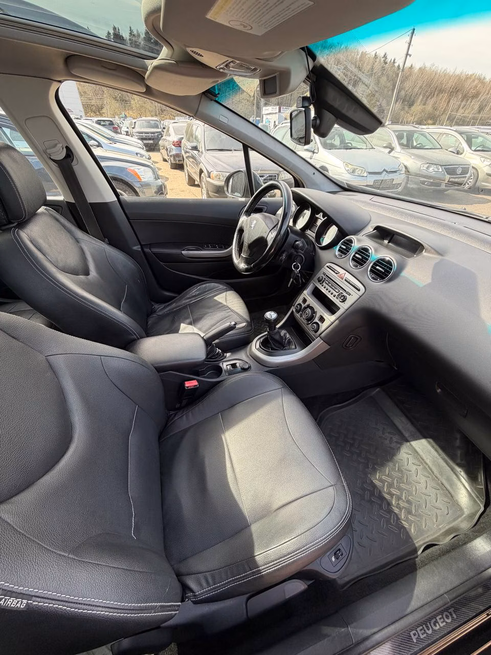 Peugeot 308 фото 21