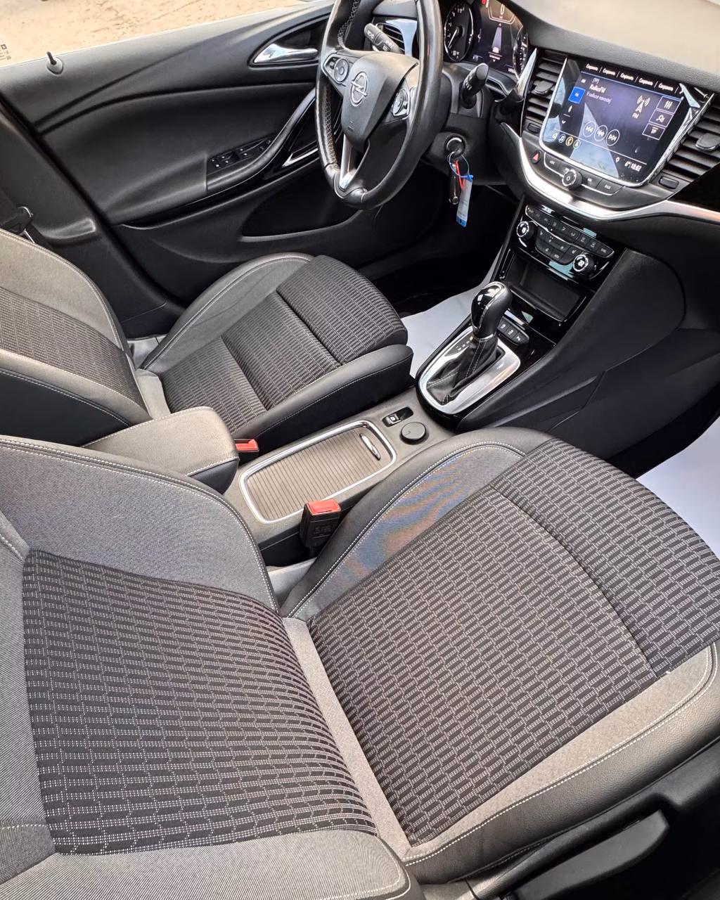 Opel Astra фото 10