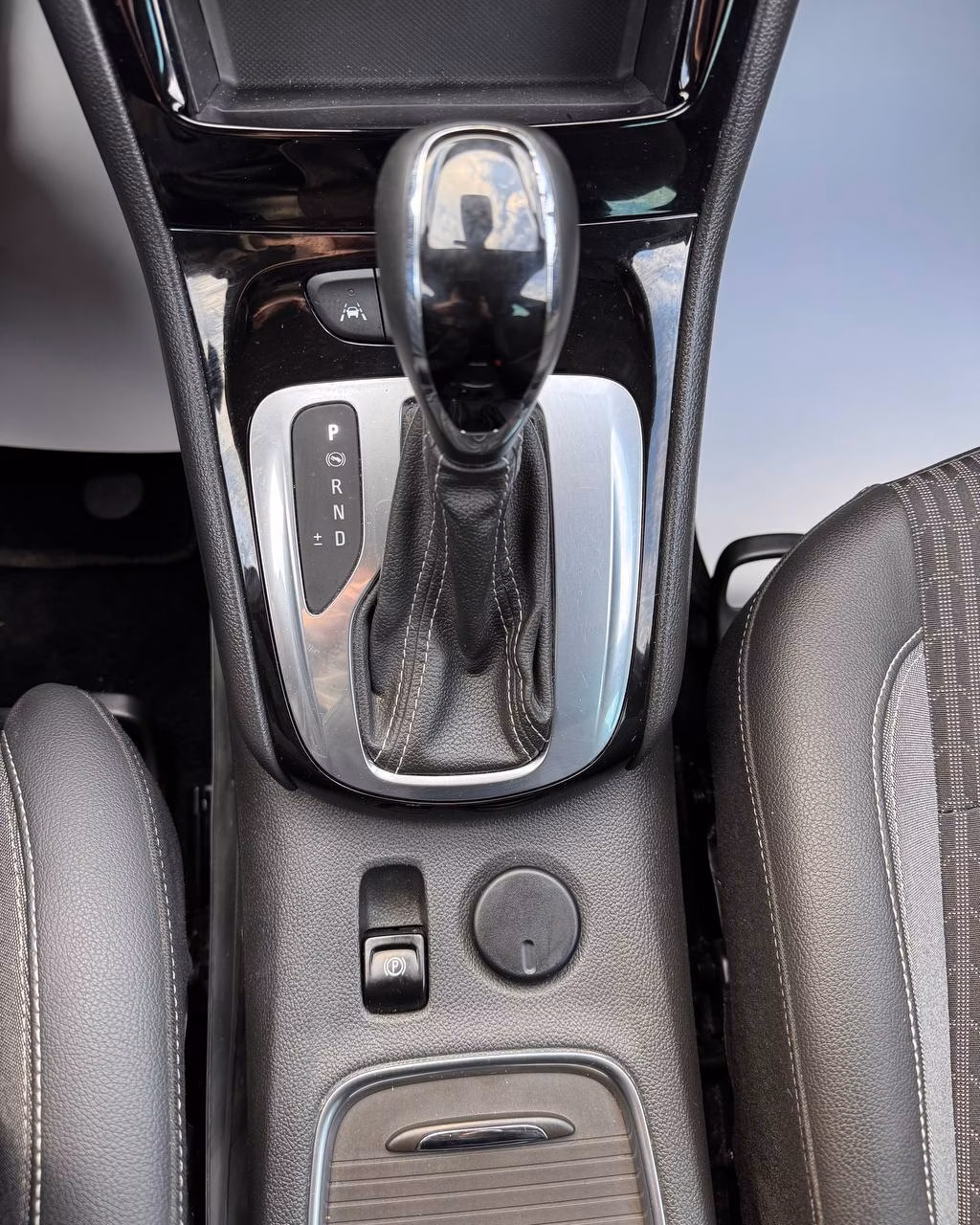 Opel Astra фото 18