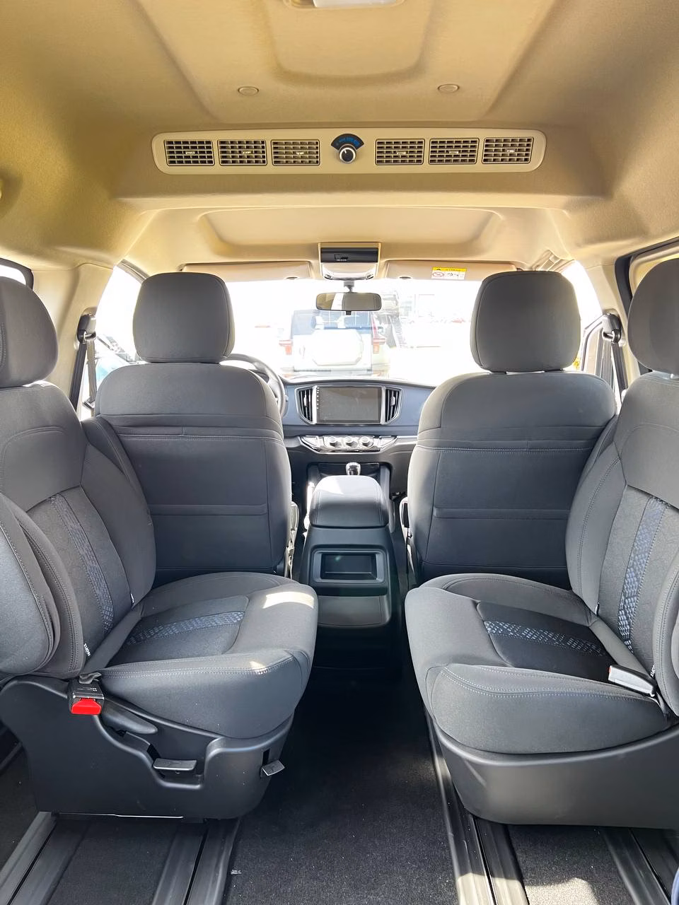 Dongfeng Forthing M5 фото 12