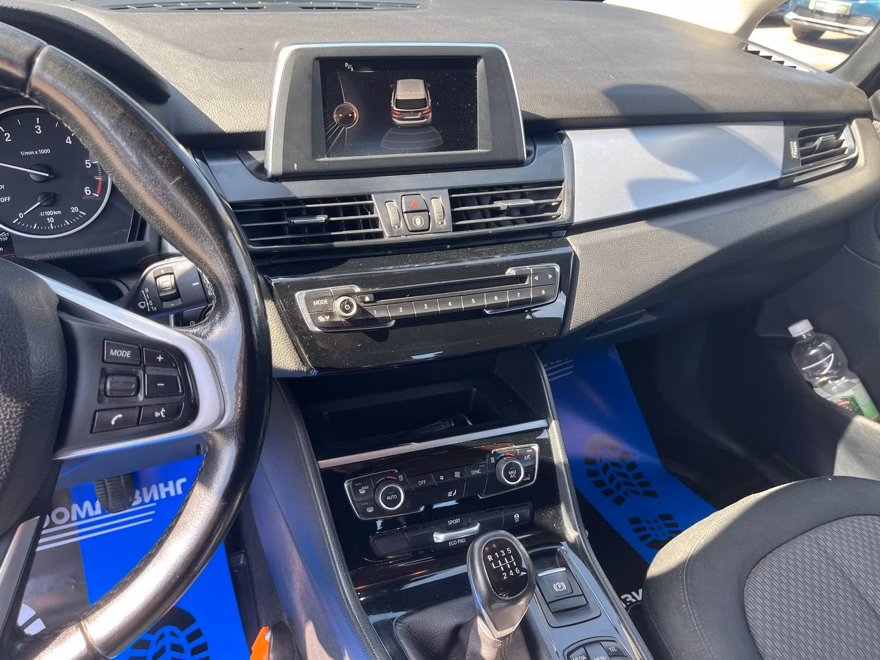 BMW 2 серия Active Tourer фото 19