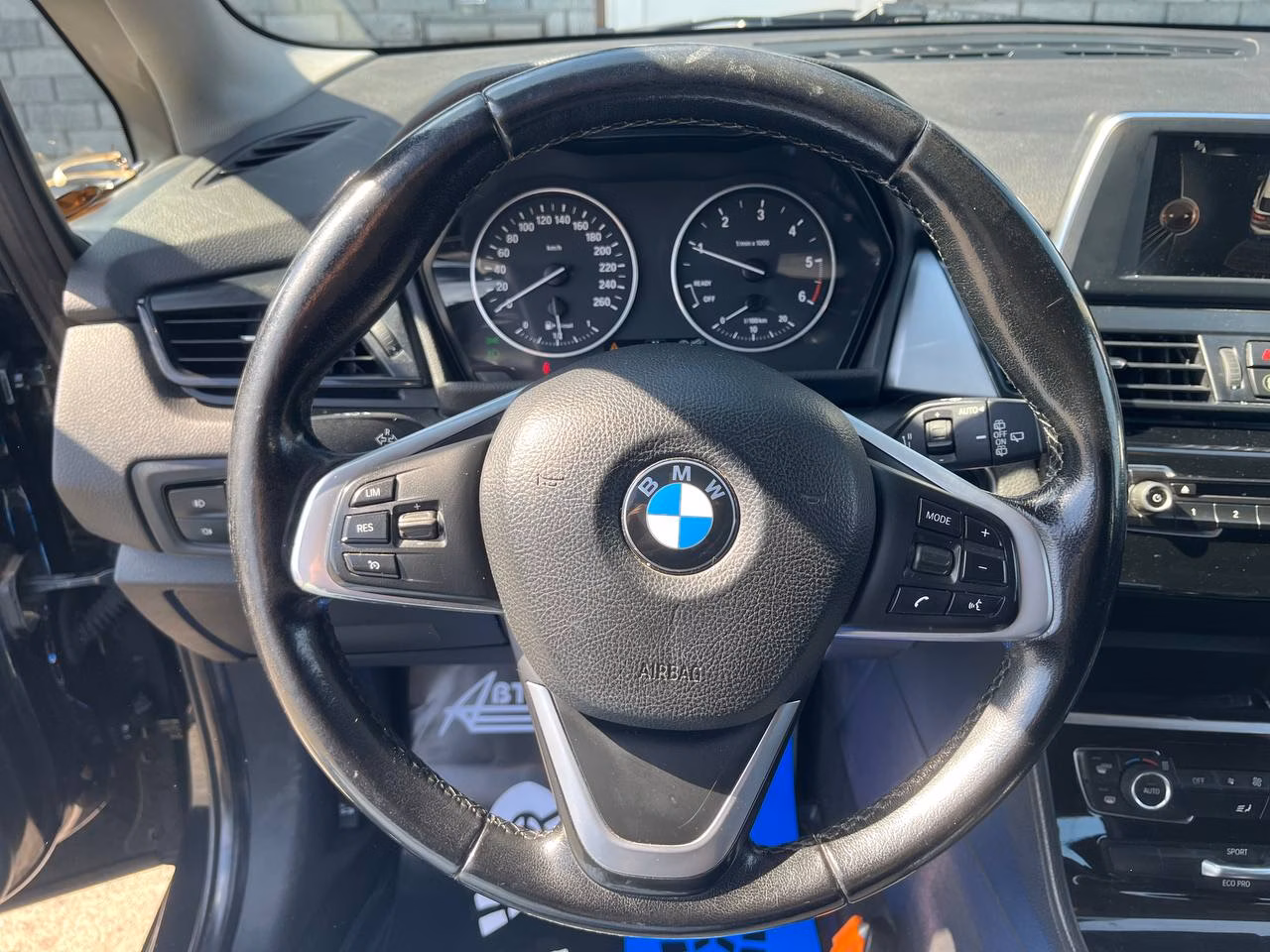 BMW 2 серия Active Tourer фото 17