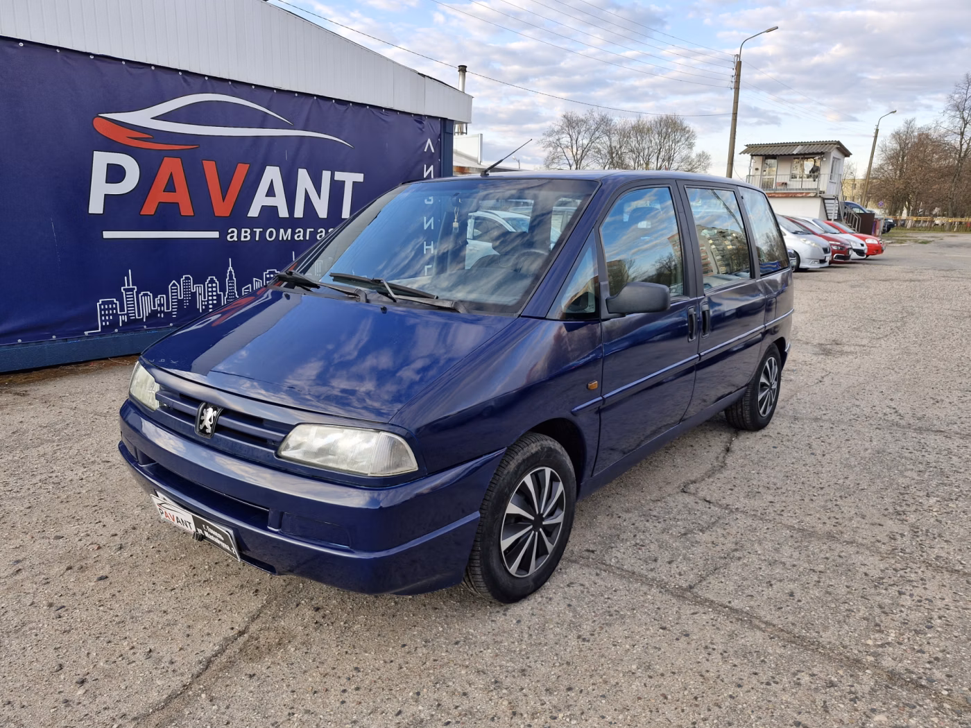 Peugeot 806