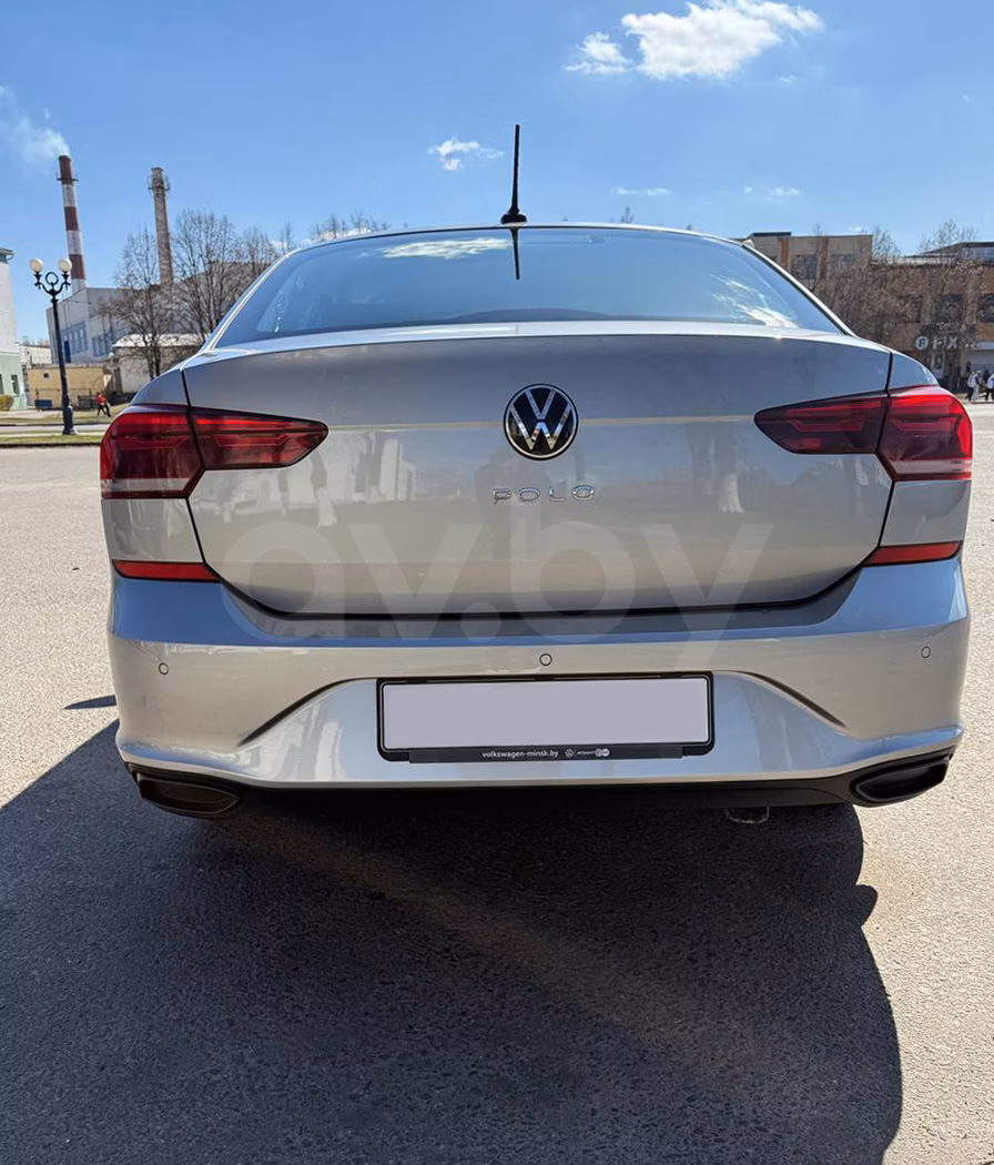 Volkswagen Polo Sedan фото 6