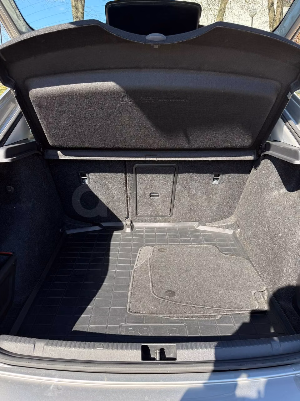 Volkswagen Polo Sedan фото 9