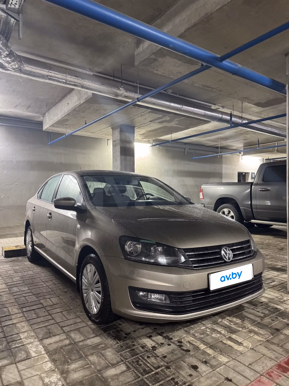 Volkswagen Polo Sedan фото 15