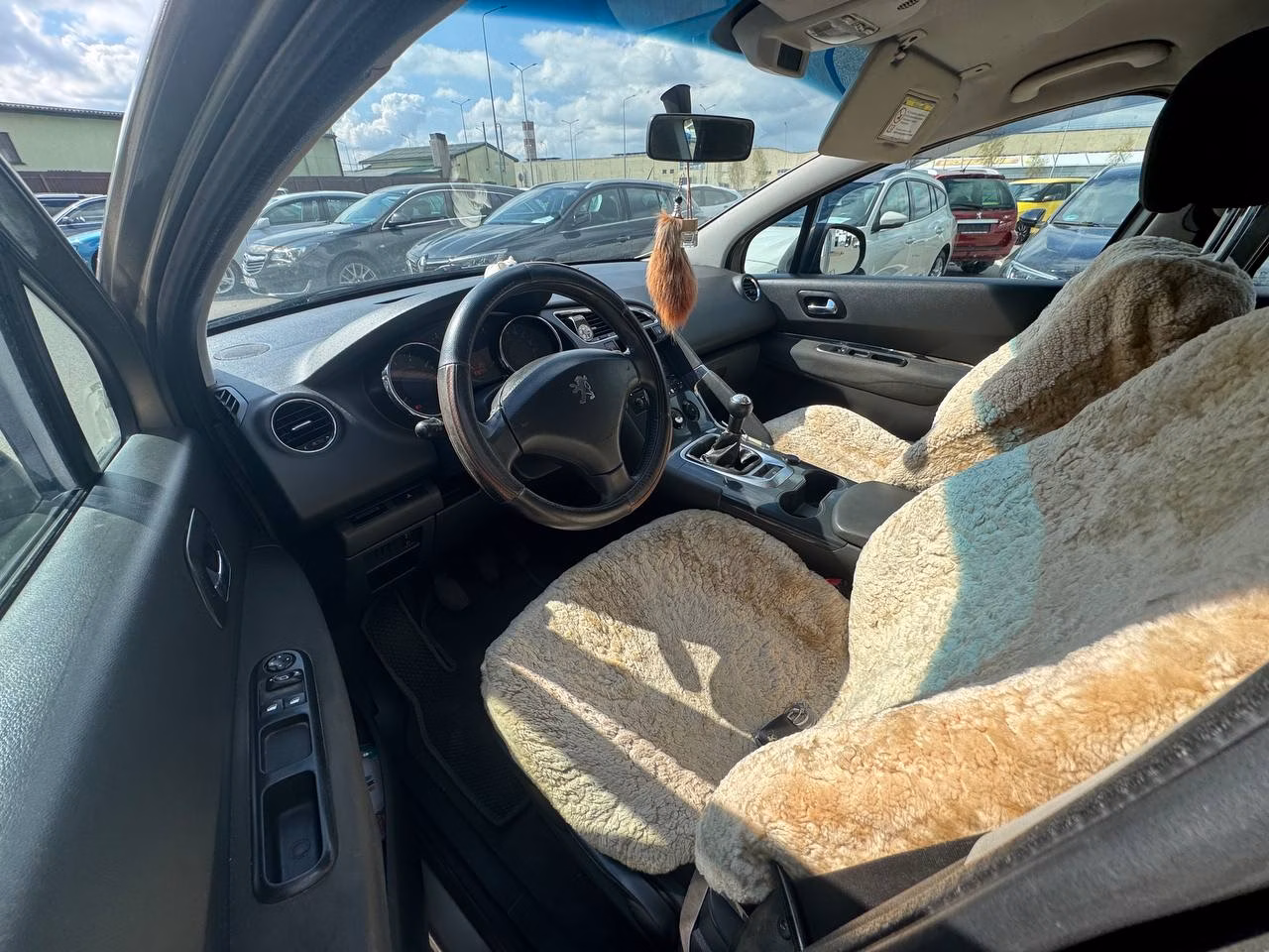 Peugeot 3008 фото 16