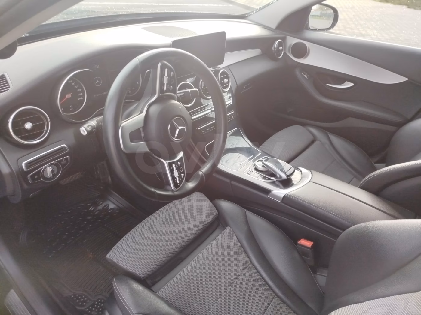 Mercedes-Benz C-Класс фото 7