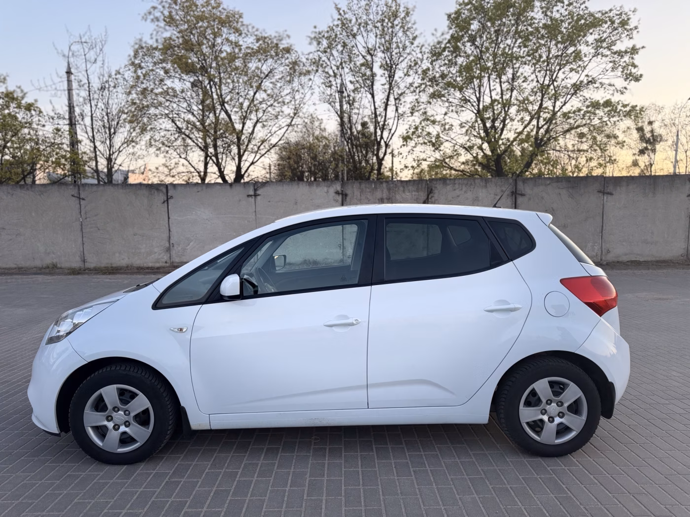 Kia Venga фото 4