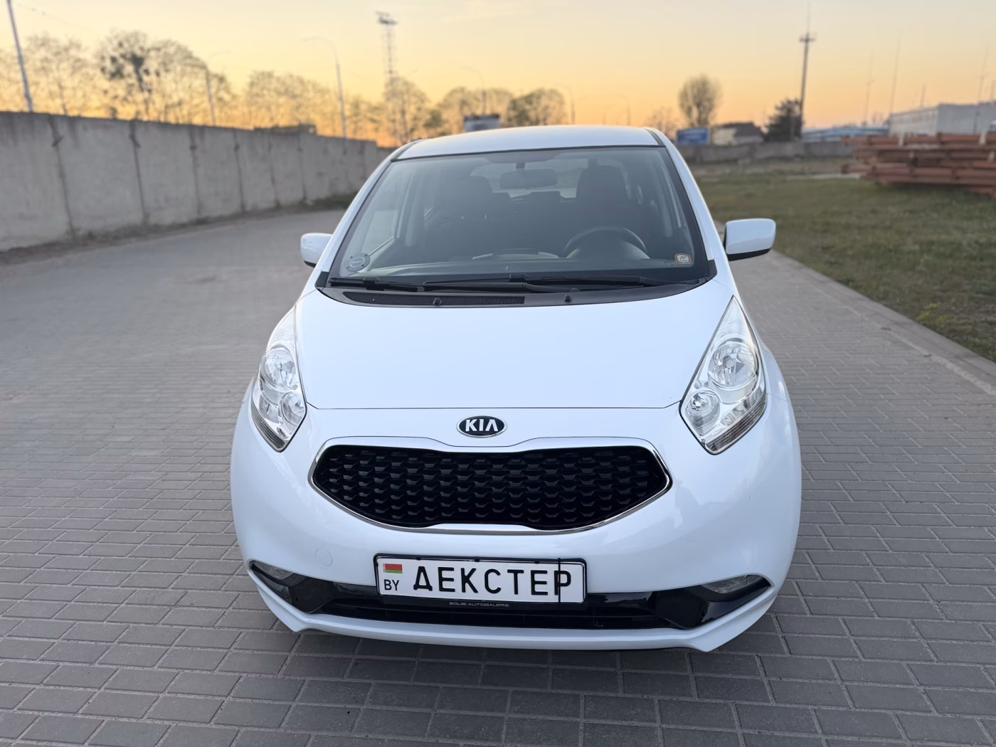Kia Venga фото 3