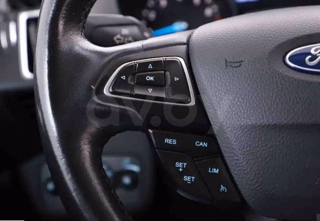 Ford C-MAX фото 17
