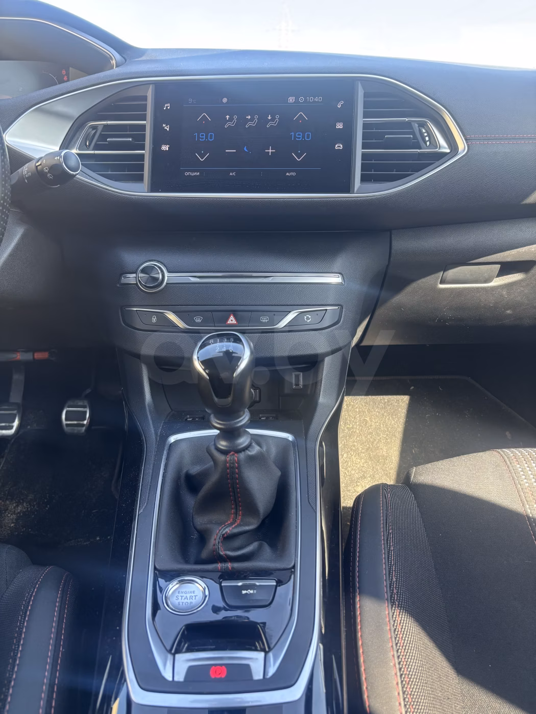 Peugeot 308 фото 12