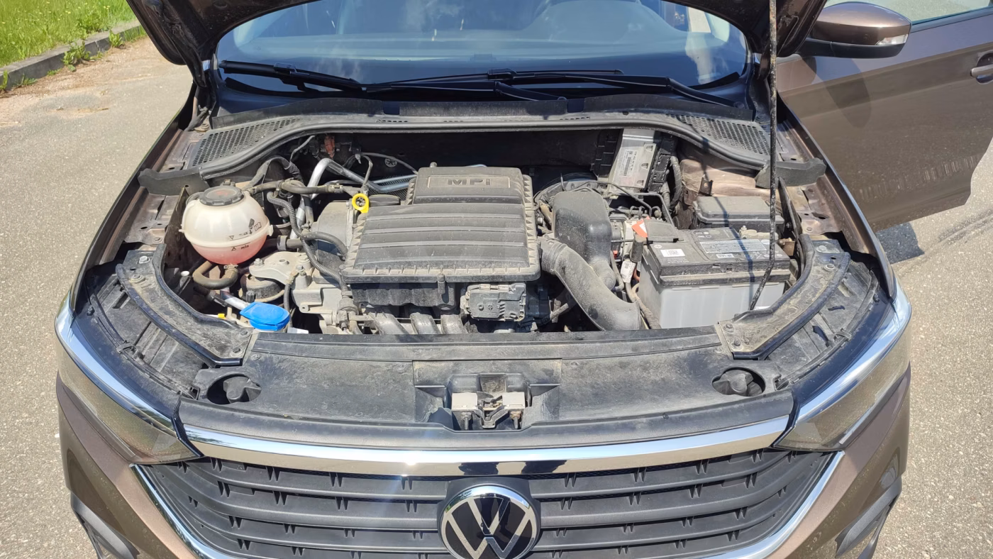 Volkswagen Polo Sedan фото 22