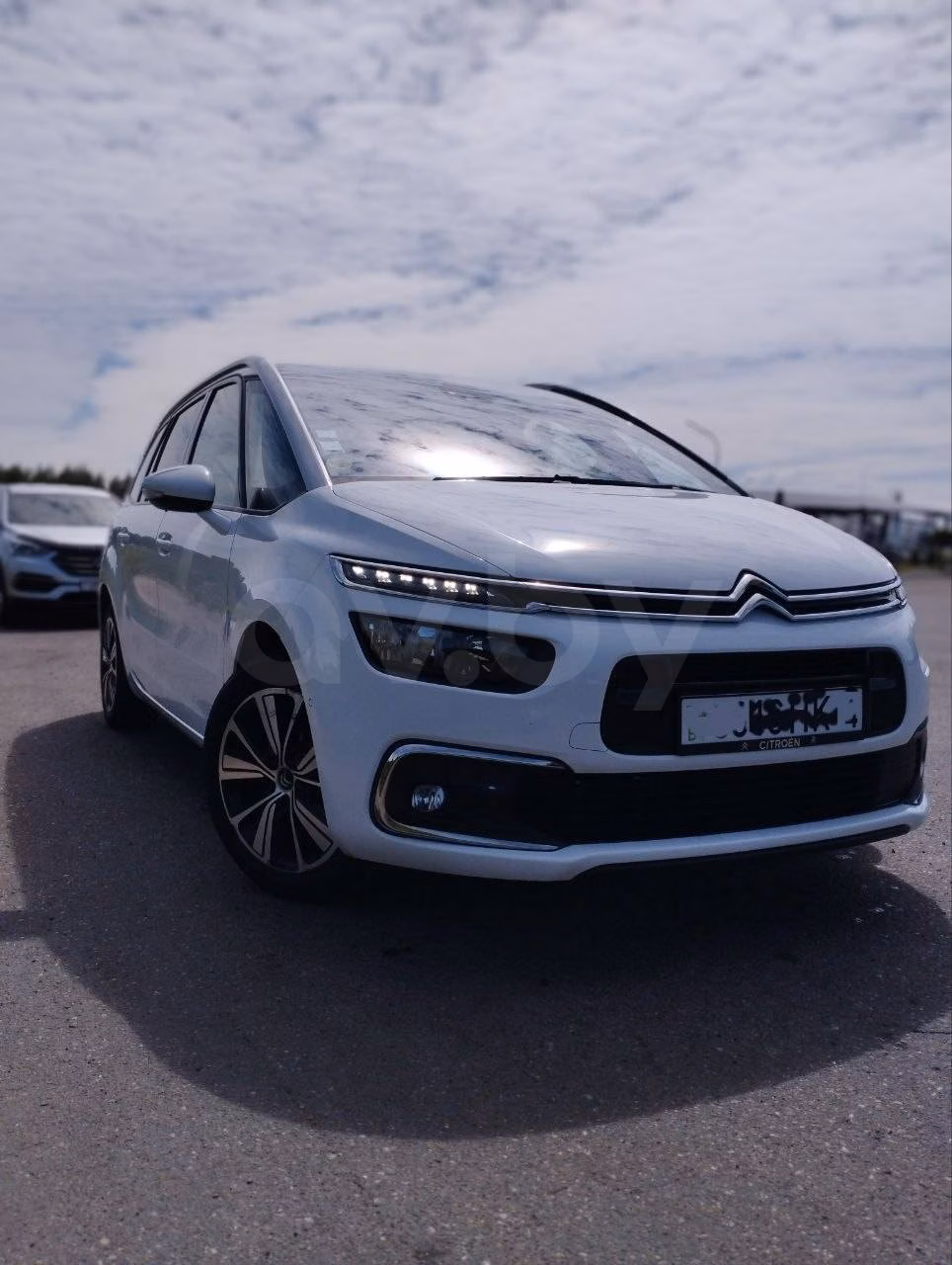 Citroen C4 Grand Spacetourer фото 2