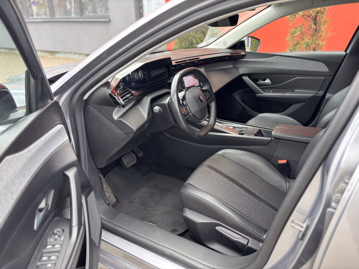 Peugeot 308 фото 10