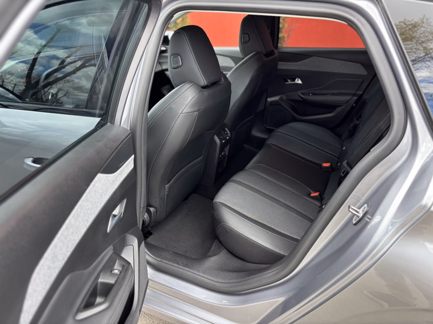 Peugeot 308 фото 16