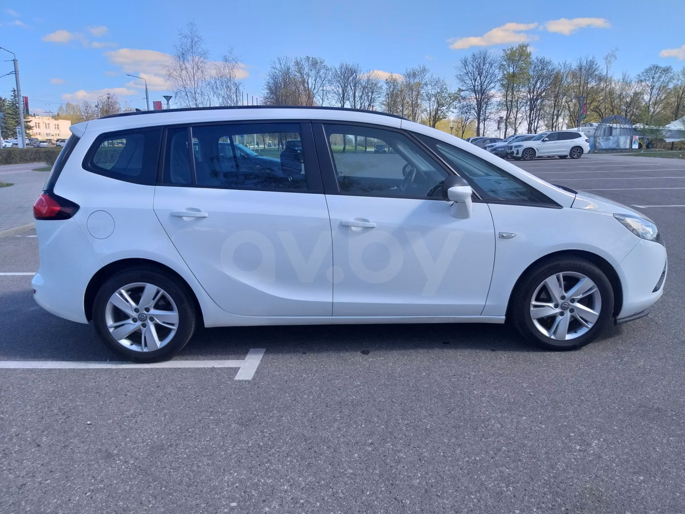 Opel Zafira фото 4