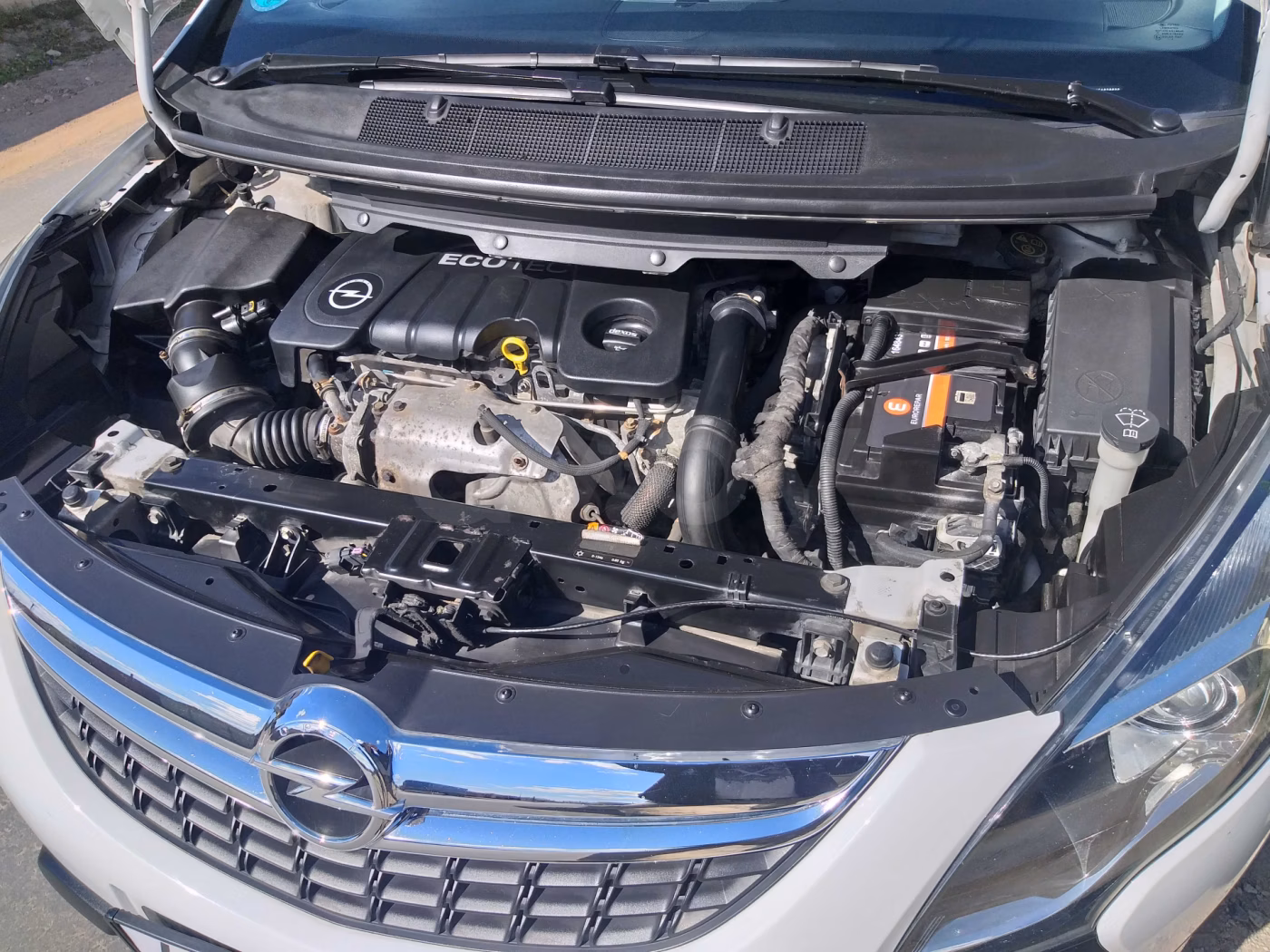 Opel Zafira фото 30