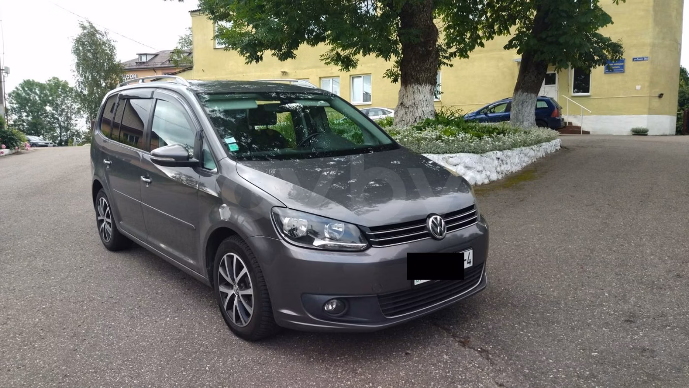 Volkswagen Touran фото 2