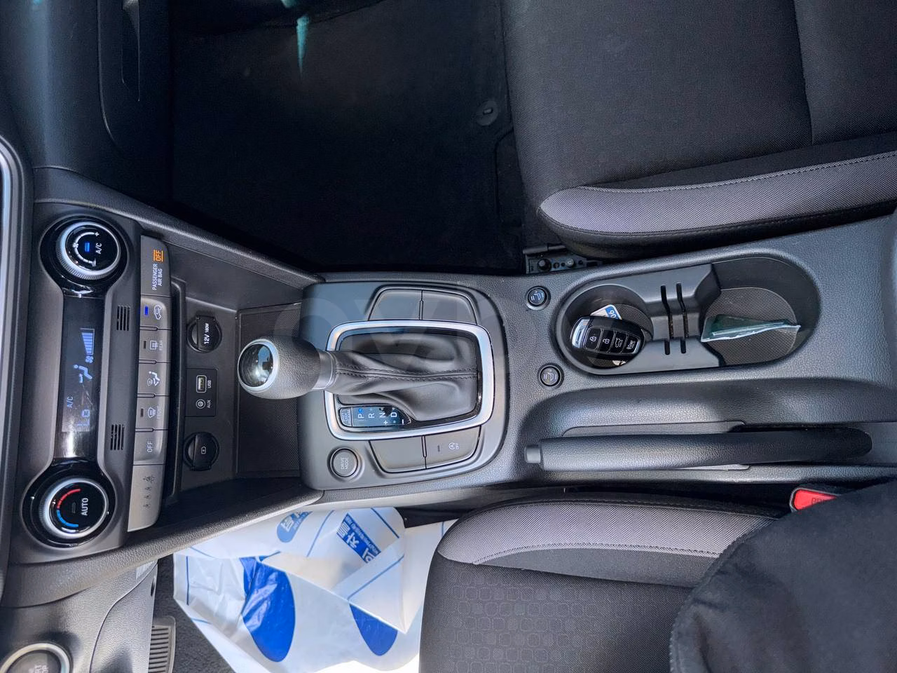 Hyundai Kona фото 8