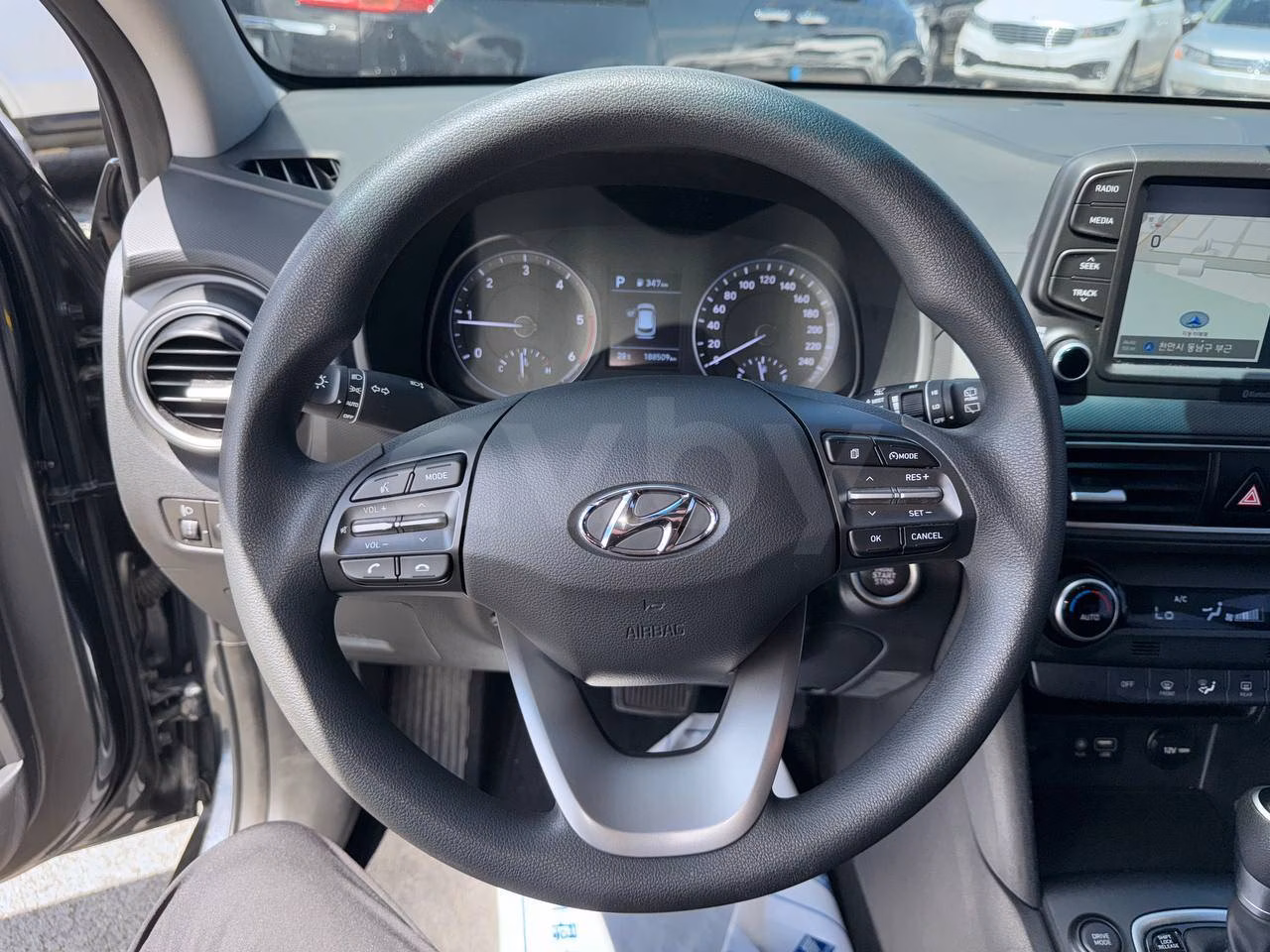 Hyundai Kona фото 6