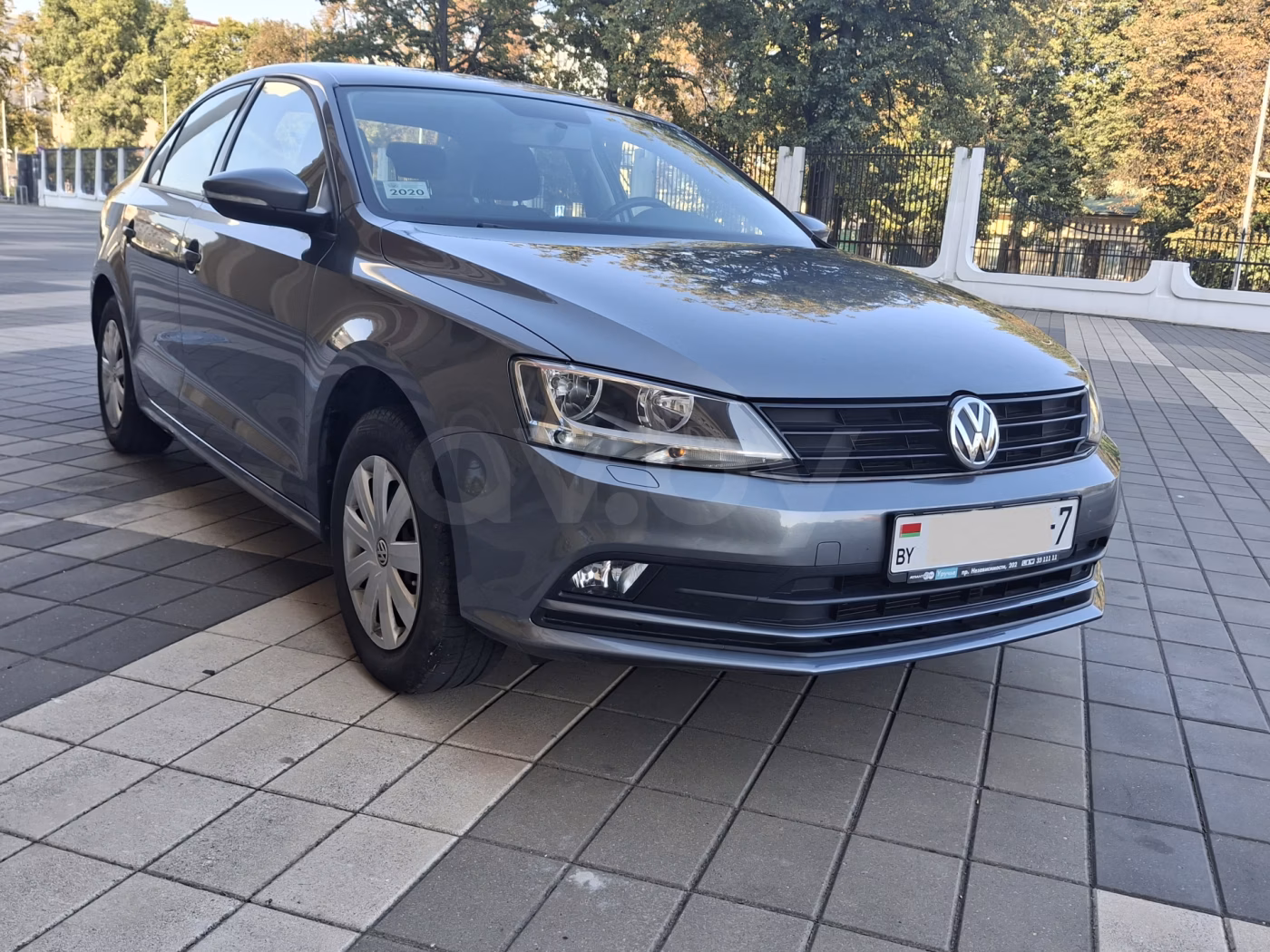 Volkswagen Jetta фото 6