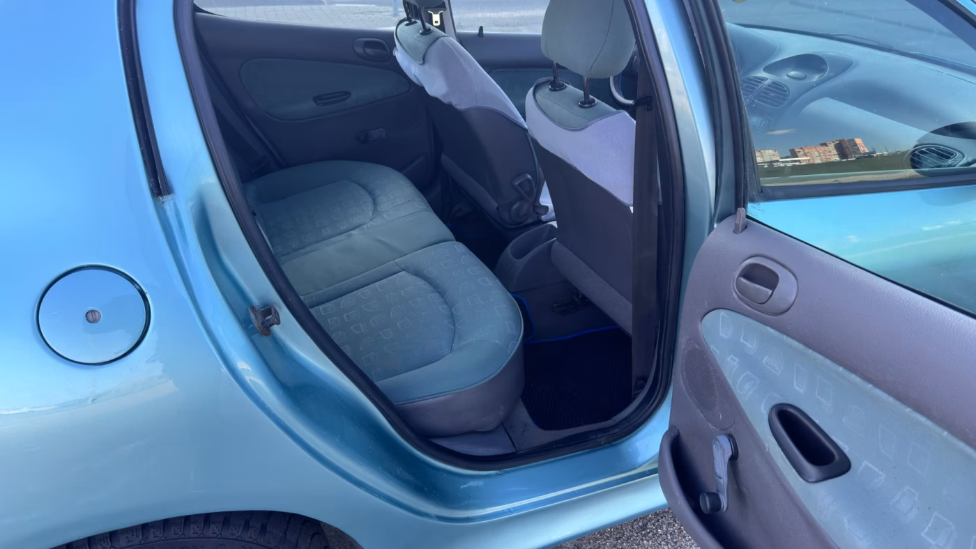 Peugeot 206 фото 19