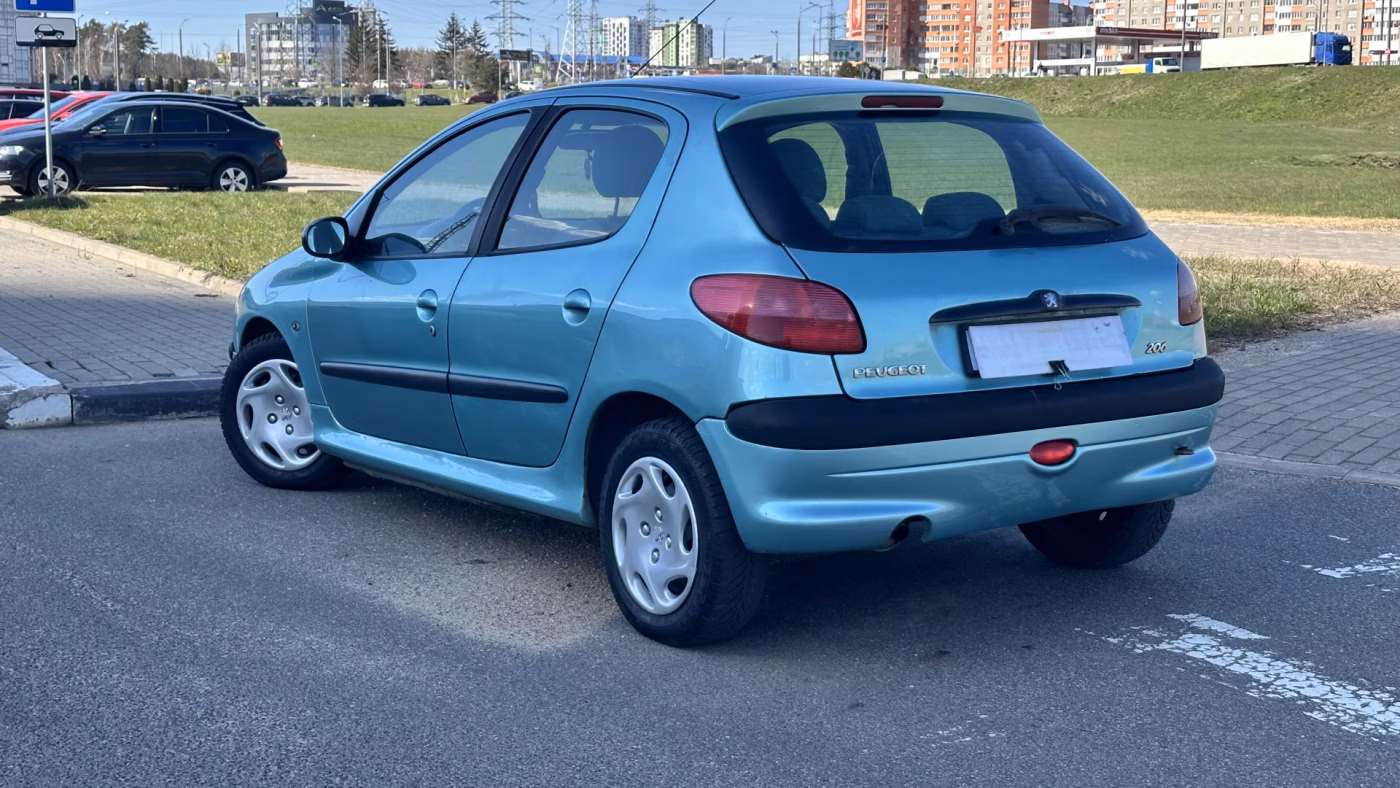 Peugeot 206 фото 17