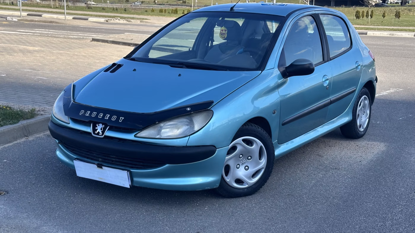 Peugeot 206 фото 9