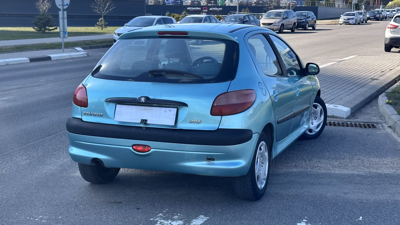 Peugeot 206 фото 15